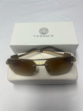 Versace sunglasses like new